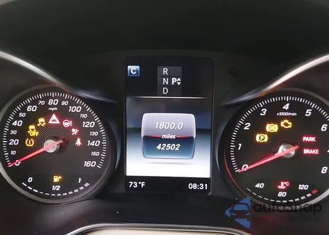 2017 Mercedes-Benz C 300 из США, поврежденный, VIN 55SWF4JB6HU200022